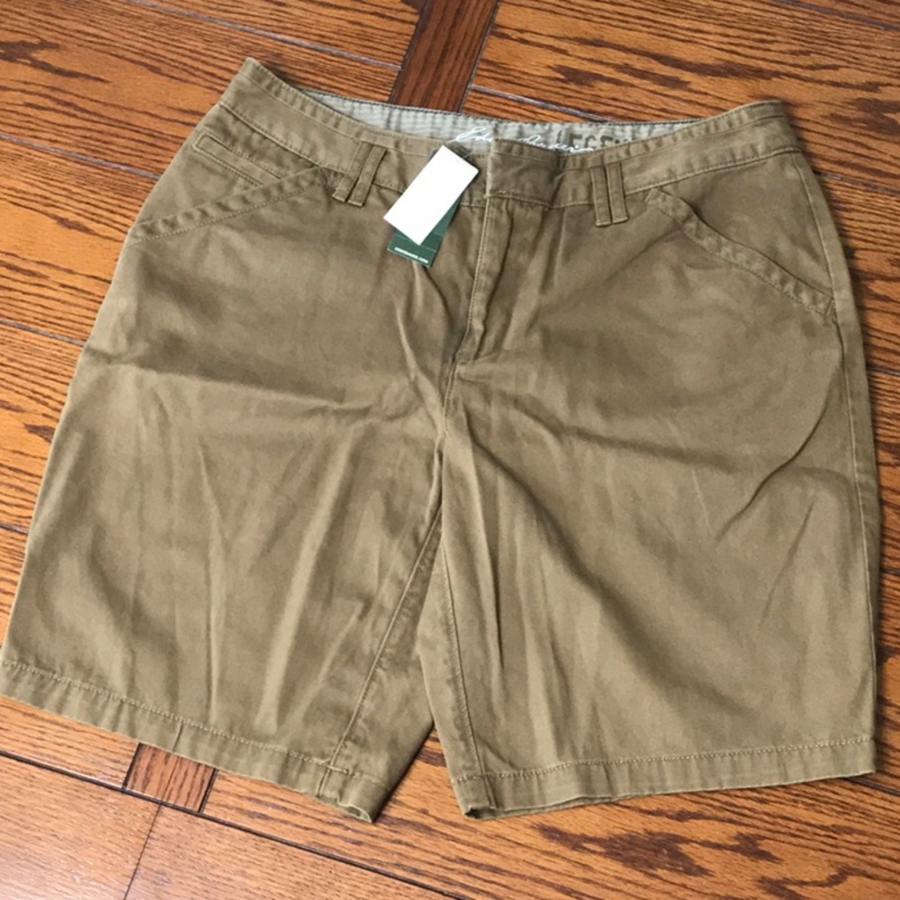Eddie Bauer size 10 NWT Shorts